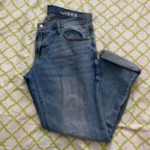 EUC Gap boyfriend jeans